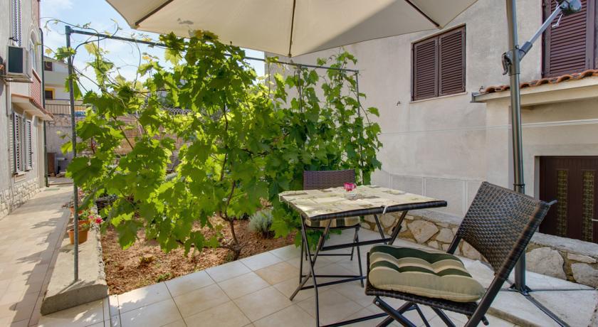 מאלי לוסיניי Apartment Nikolina חדר תמונה