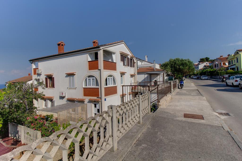 מאלי לוסיניי Apartment Nikolina מראה חיצוני תמונה